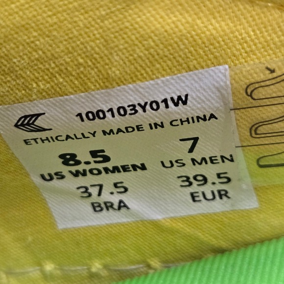 Cariuma OCA Low Yellow Canvas Sneakers Shoes Womens 8.5 Mens 7 Casual - Picture 6 of 7